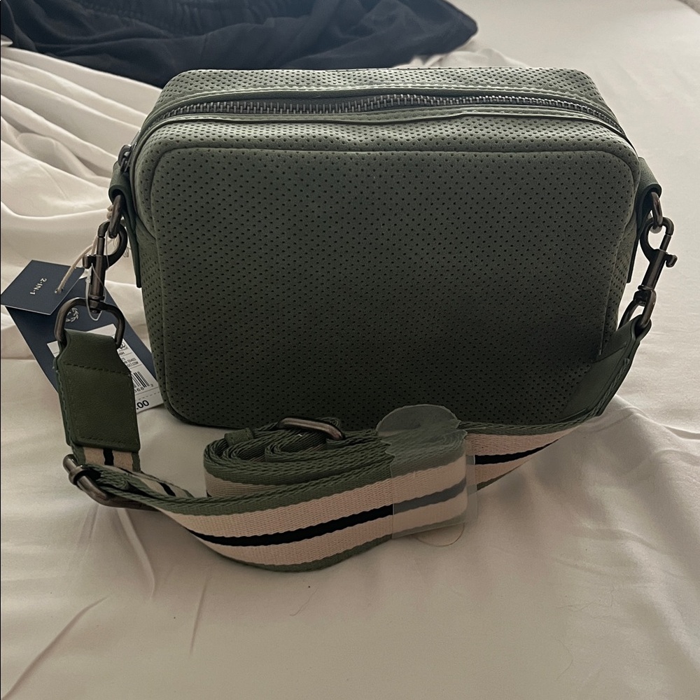 Universal Thread Crossbody bag - Picture 4 of 8